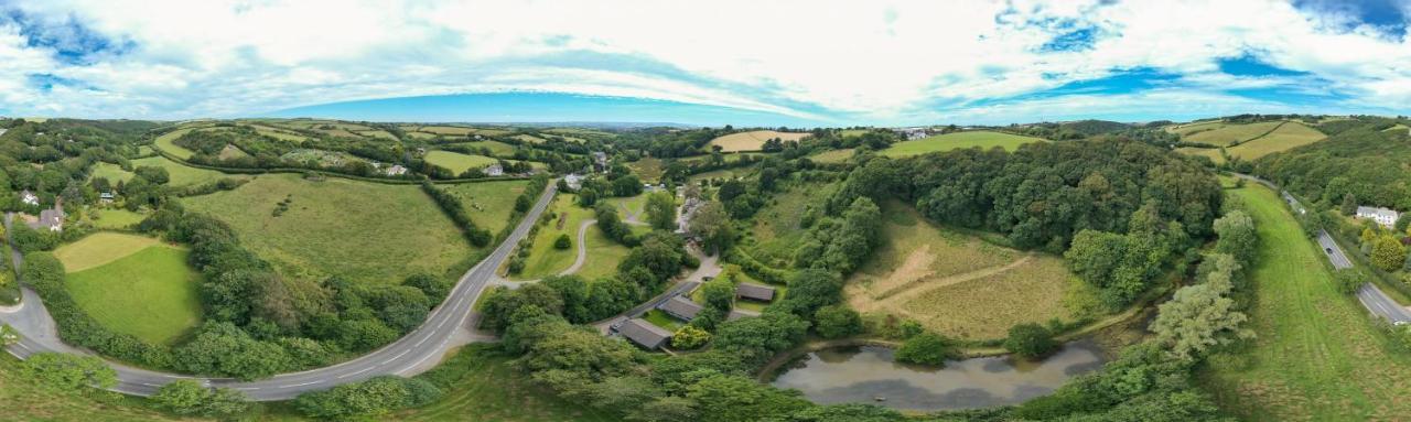 Willow Valley Glamping Bude Eksteriør billede