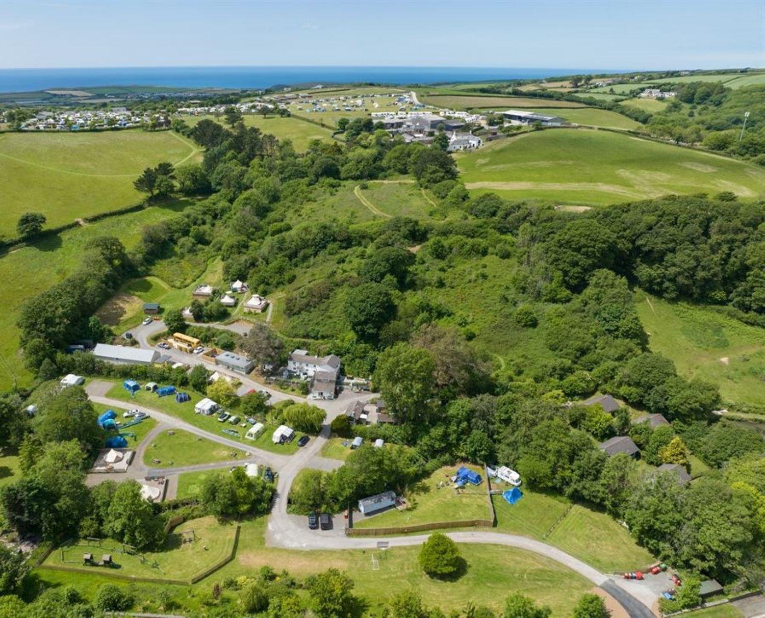 Willow Valley Glamping Bude Eksteriør billede